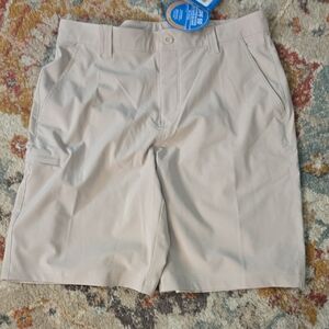 Columbia Tan Cargo Shorts with Performance Fabric